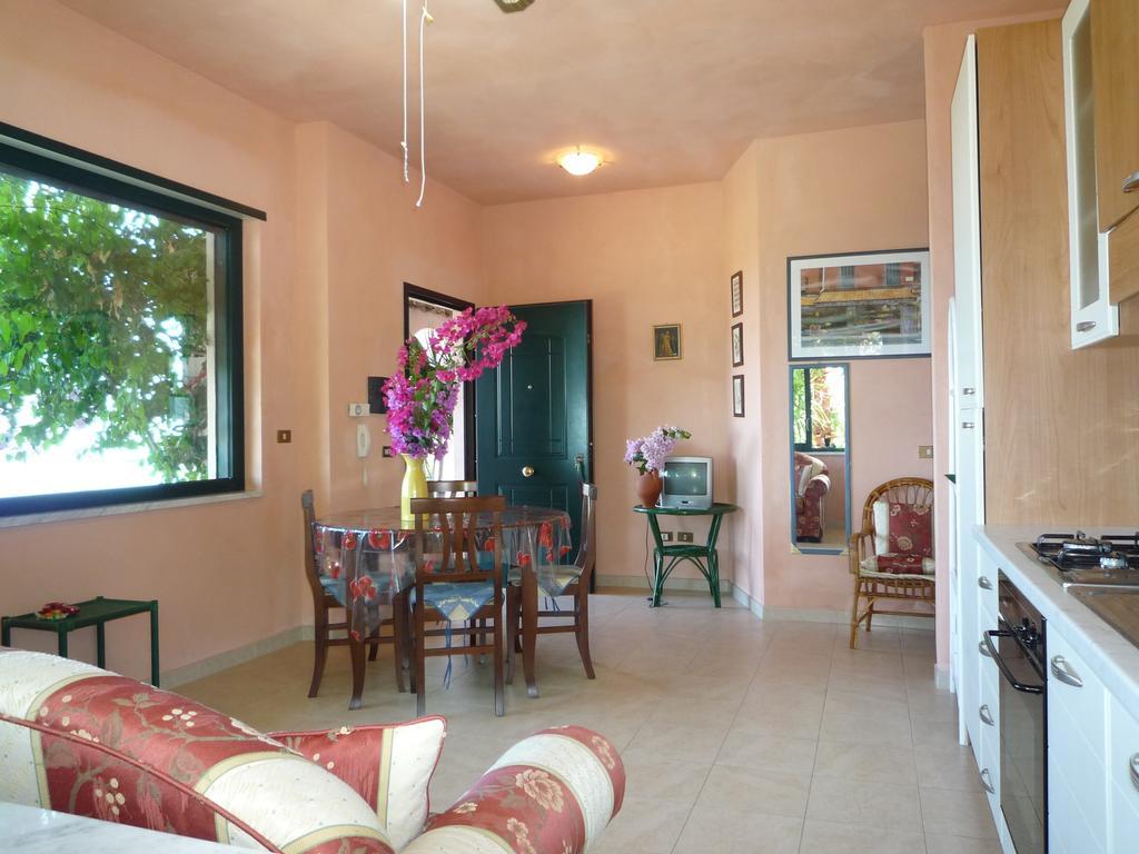 Villa Panthea カーポ・ヴァチカーノ 部屋 写真